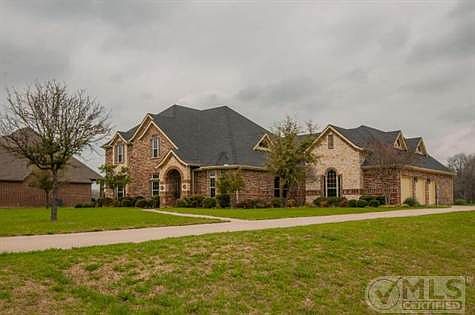 2nd image of 2040 Willow Bend Dr