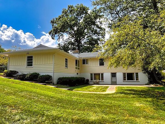 4th image of 200 Vernedale Dr