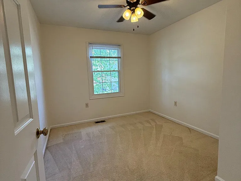 338 Nansemond St SE — Photo 13