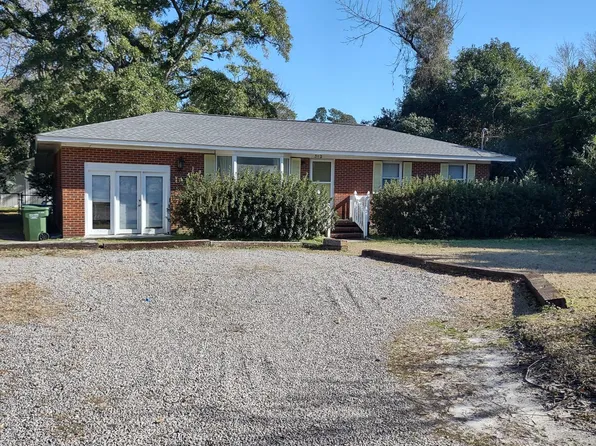 312 Wood Dale Dr, Wilmington, NC 28403