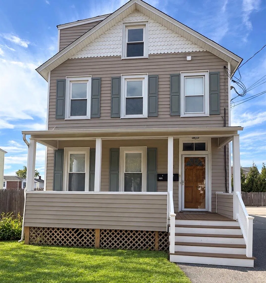2 bed, 1.0 bath, 1000 sqft, $3,000 — Photo 1