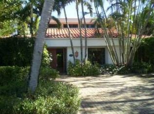 425 Hampton Ln, Key Biscayne, FL 33149