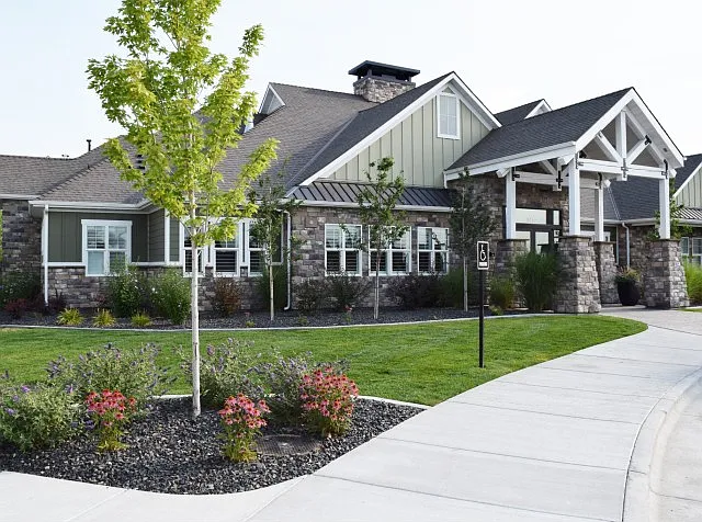 The Regency at River Valley — Photo 38
