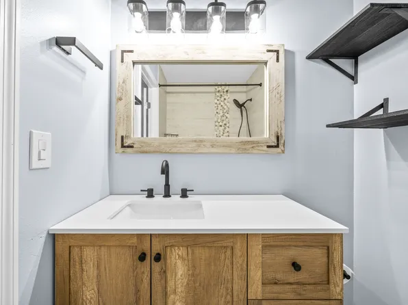 201 International Dr, Cape Canaveral, FL