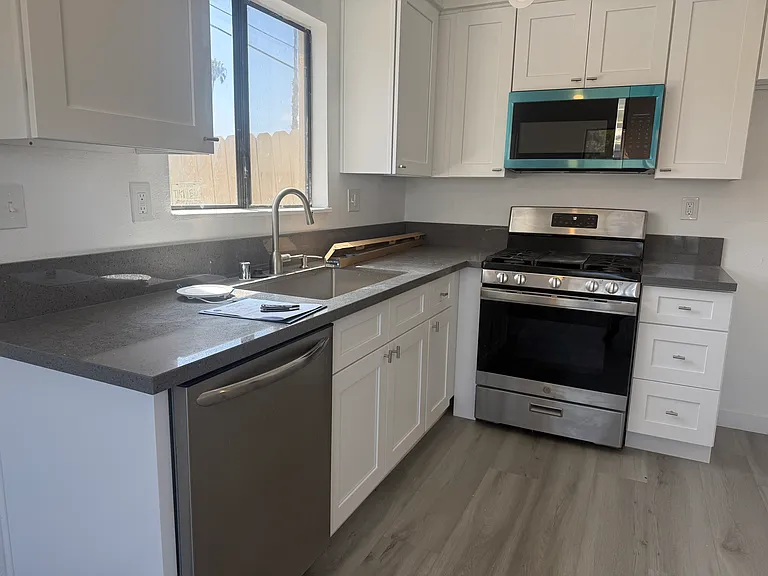 8162 Major Cir #A — Photo 8