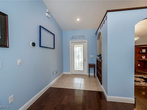 3rd image of 1008 Atherton Ave
