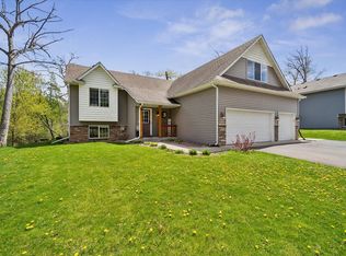 9099 Grove Dr, Chisago City, MN 55013