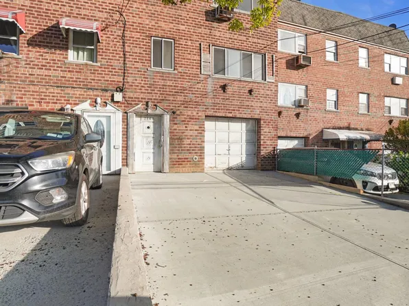2864 Bruckner Boulevard, Bronx, NY 10465
