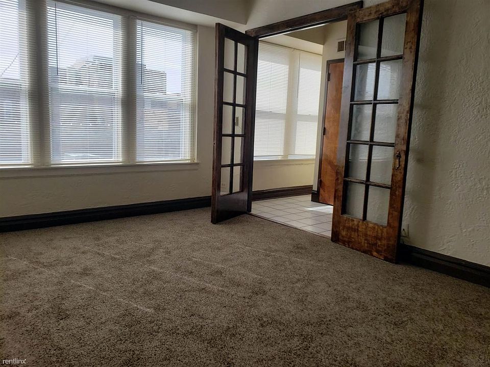 126 N Genesee St Waukegan IL Zillow