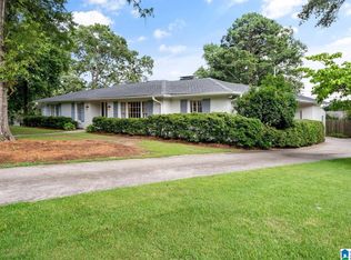 1715 Carovel Cir, Birmingham, AL 35216