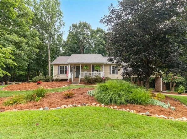 7511 McGee Rd, Rural Hall, NC 27045