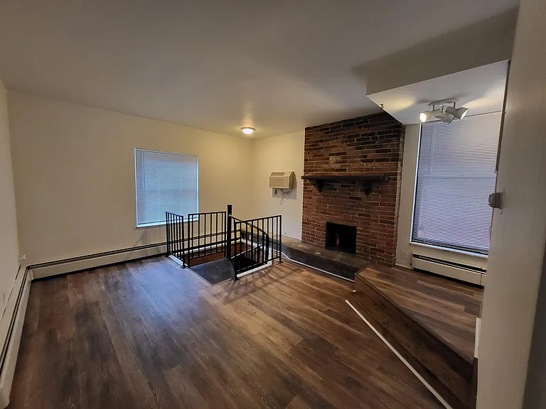 331 Amber St — Photo 7