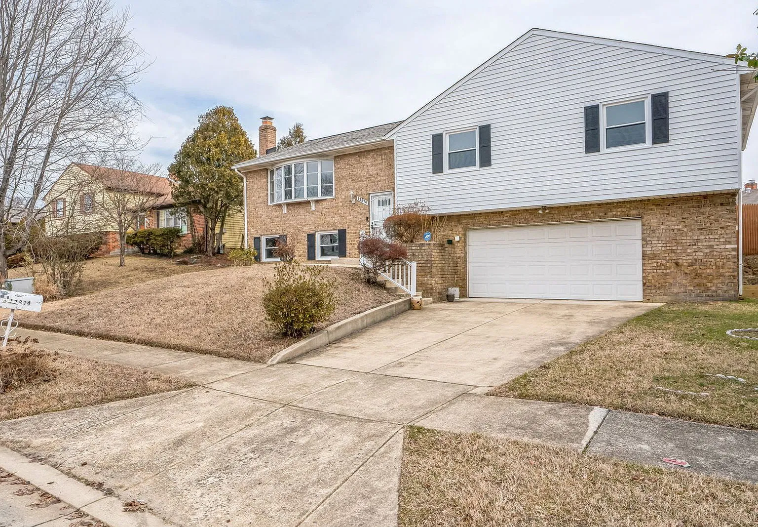 4 bed, 2.0 bath, 1546 sqft, $3,000 — Photo 2