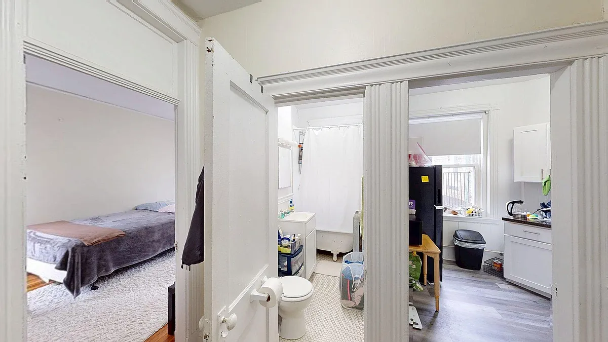 Building Photo - 5 Walbridge St #6