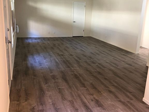 3rd image of 949 Euclid St APT 4