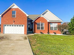 3913 Gaine Dr, Clarksville, TN 37040