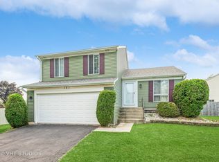 121 Filbert Dr, Streamwood, IL 60107