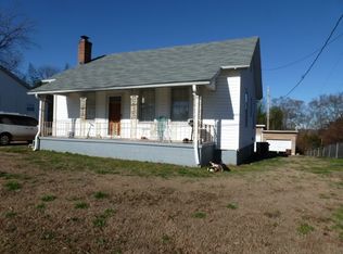 1224 Apalache St, Greer, SC 29651