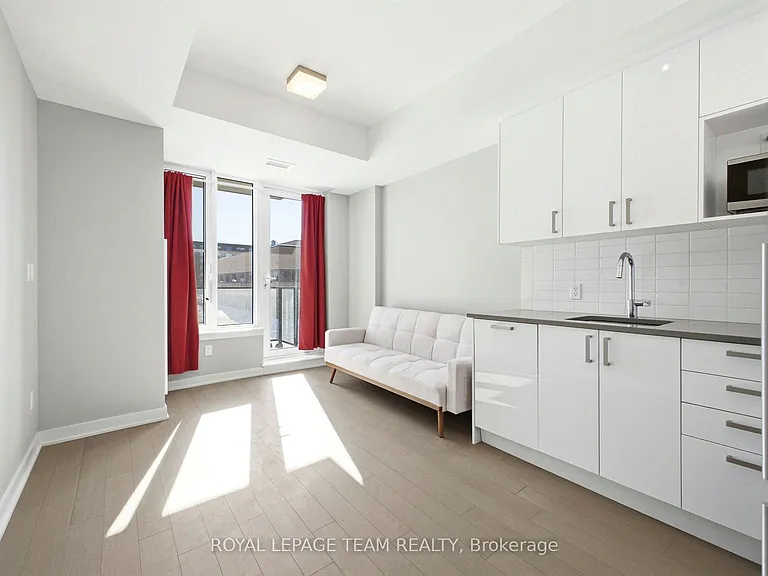 360 Deschatelets Ave E #209 — Photo 3