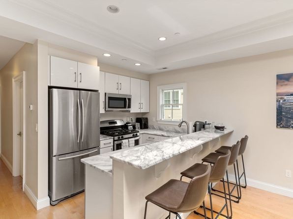 9 Sheridan St #2