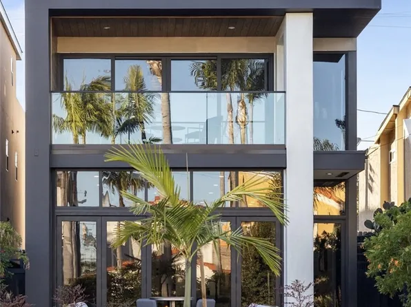 809 Delaware St, Huntington Beach, CA 92648