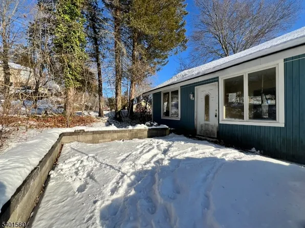 182 Lackawanna Dr, Byram Twp., NJ 07874