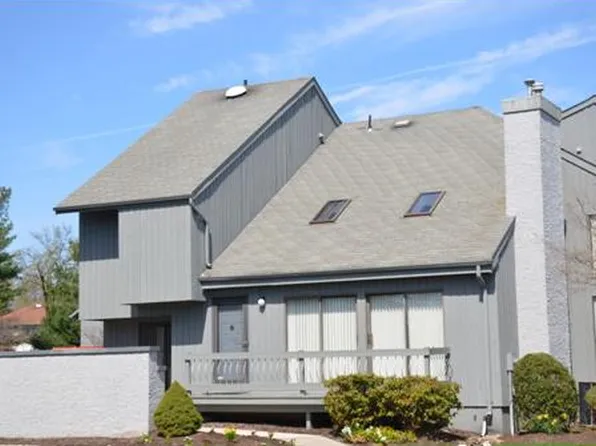 65 Linda Ln, Edison, NJ 08820