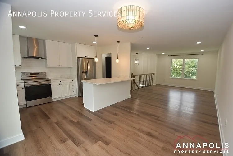 1003 Tyler Ave — Photo 5