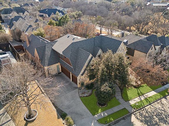 3rd image of 6640 Briar Ridge Ln