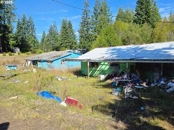 93677 Pleasant Valley Ln, Myrtle Point, OR 97458