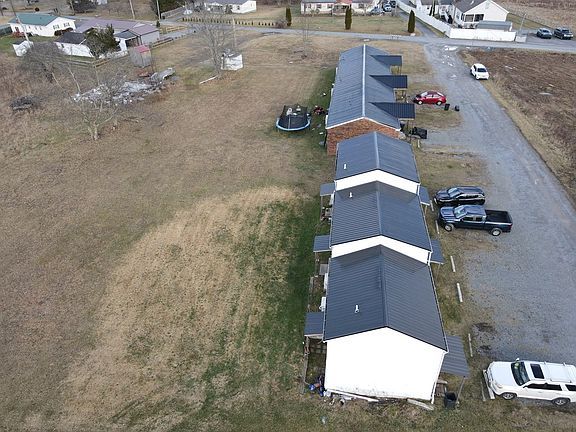 4th image of 112 Chevelle St