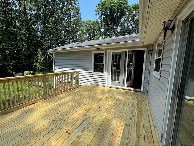 570 Seay Rd — Photo 9