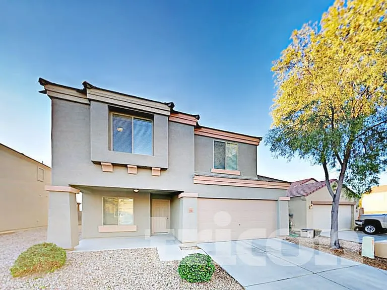 23683 W Huntington Dr — Photo 1