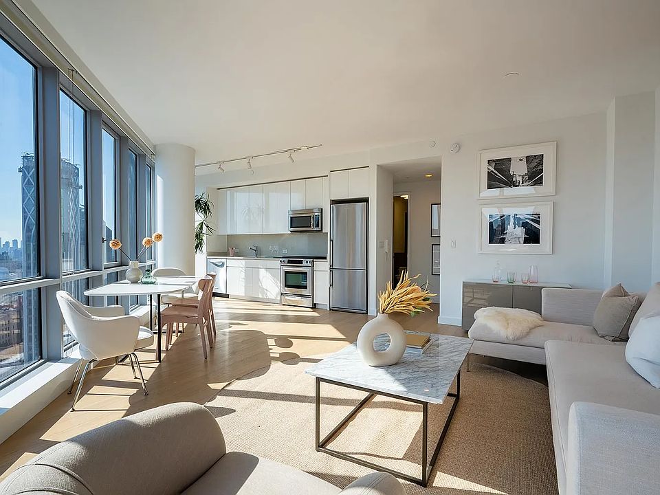 1st image of 160 Madison Ave APT 9C