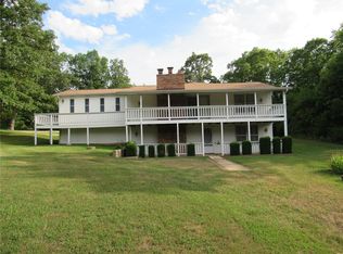 2634 Seminole Rd, Cuba, MO 65453