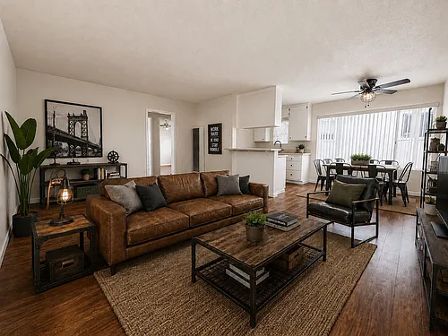 1129 E Ocean Blvd #14 Photo 1