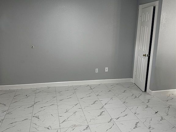 5th image of 9505 Neuens Rd APT 10