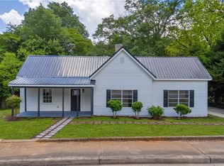 904 E Main St, Seneca, SC 29678