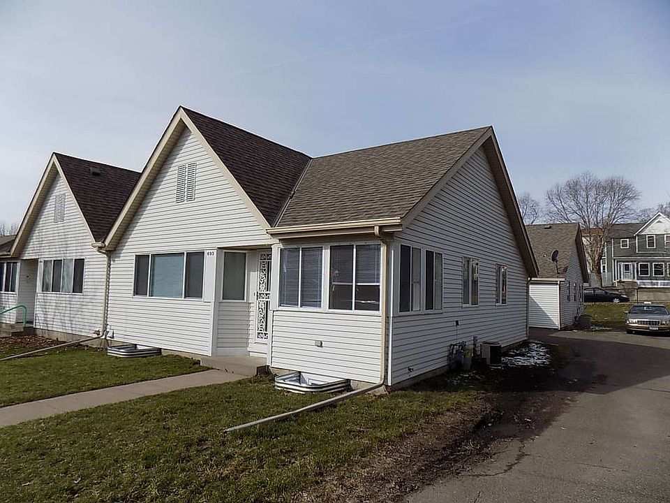 1st image of 693 Desoto St