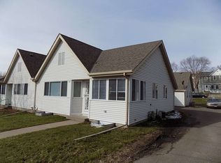 693 Desoto St, Saint Paul, MN 55130