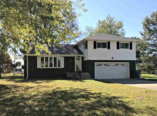 625 E Tulip Ln, Connersville, IN 47331