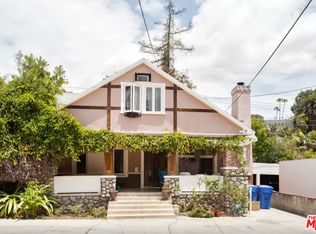 2260 N Beachwood Dr, Los Angeles, CA 90068
