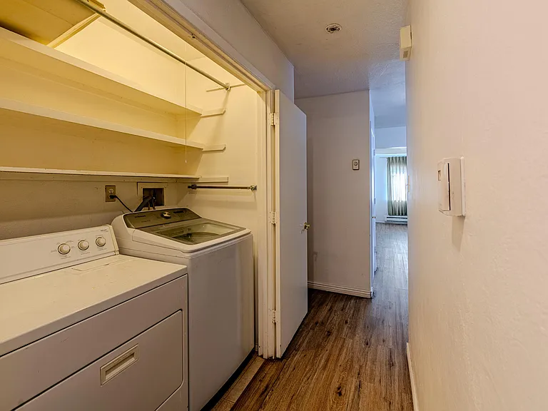 201 Burma Dr NE — Photo 20
