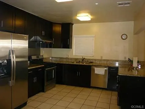 826 Lafayette St — Photo 12