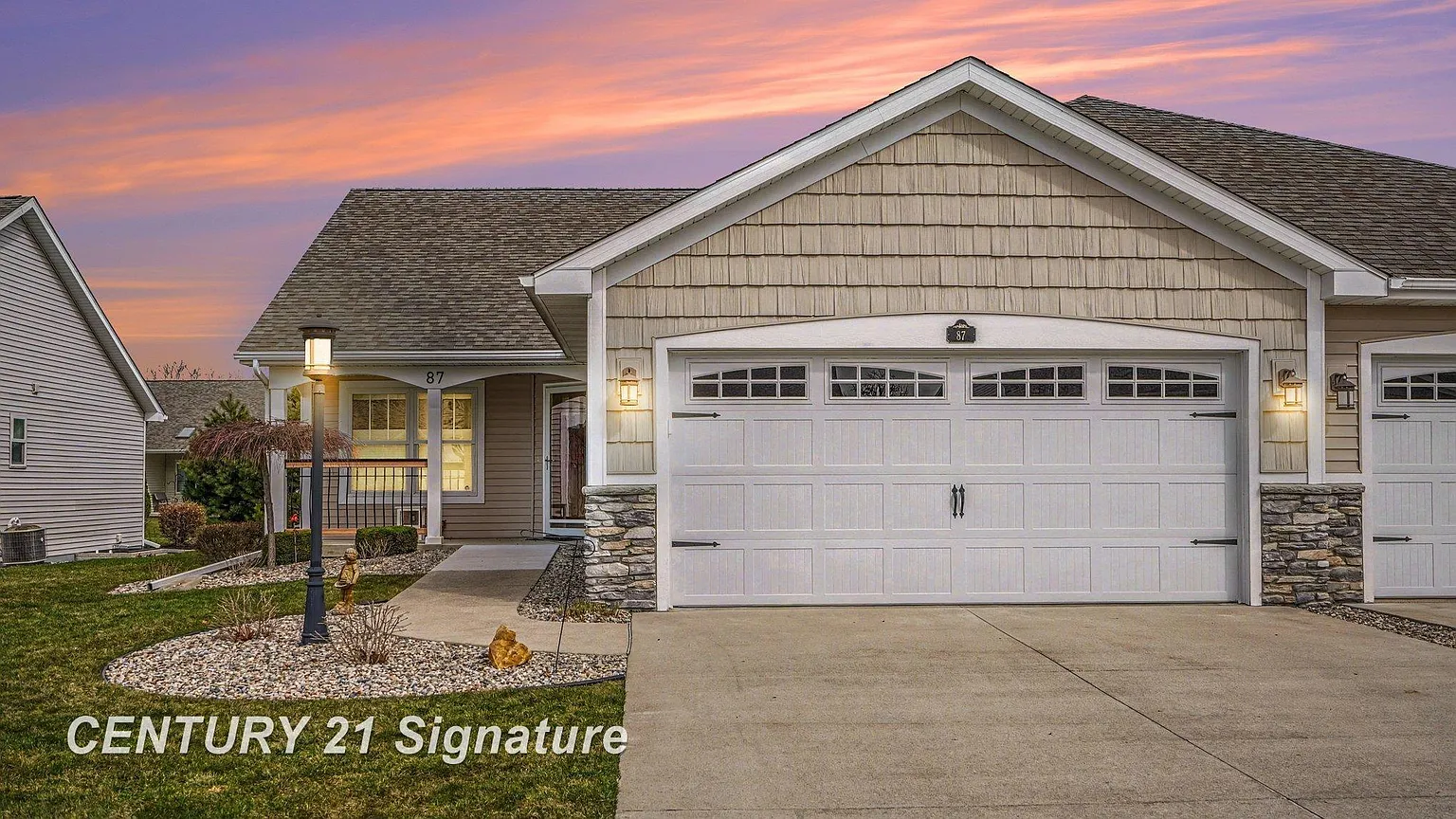 87 Tuscany Cir photo 1