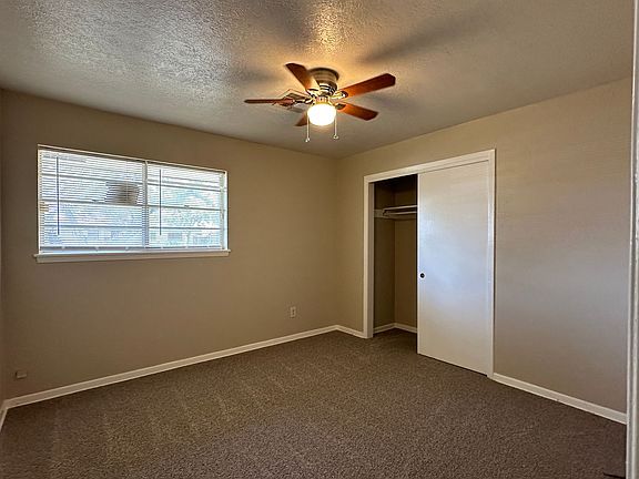 4th image of 203 Driftwood Dr