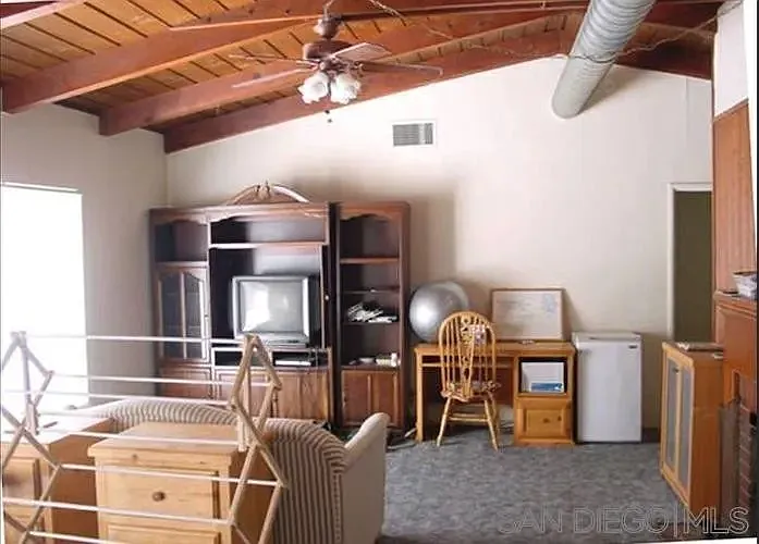 752 Anderson Rd — Photo 5