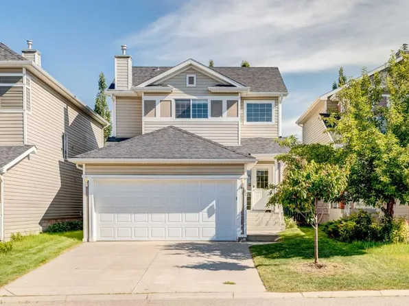 87 S Royal Elm Way NW, Calgary, AB T3G 5M3