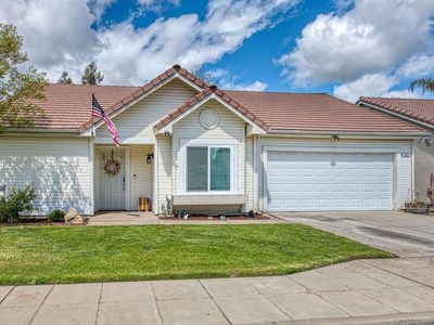 223 W Cromwell Ave, Clovis, CA, 93611