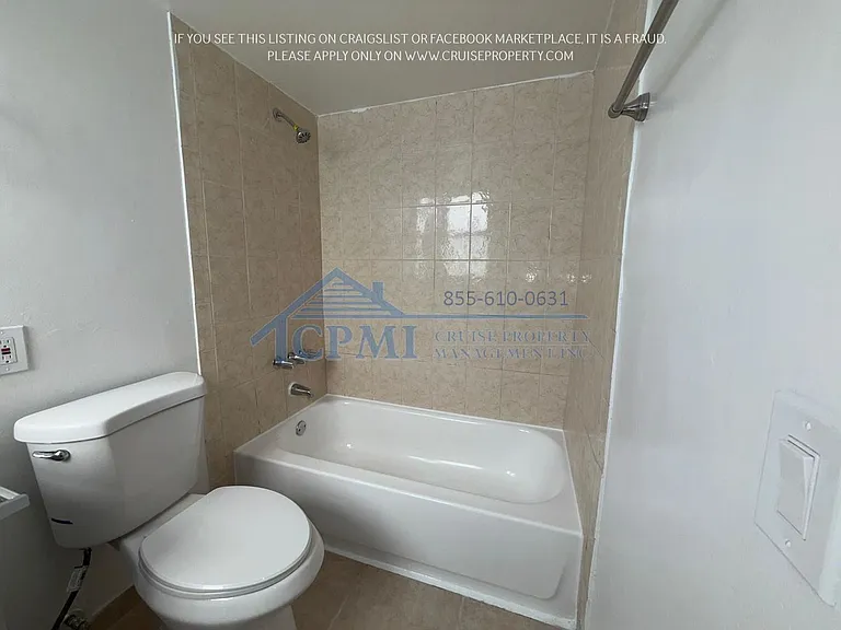Riverside Manor/N'ice Apartments - 889 Riverside Drive, Ft. Lauderdale, FL 33312 — Photo 24
